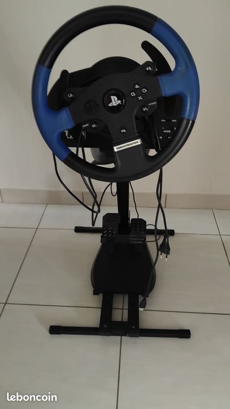 Volant Thrustmaster T150 + Pédalier + Support (image 1)