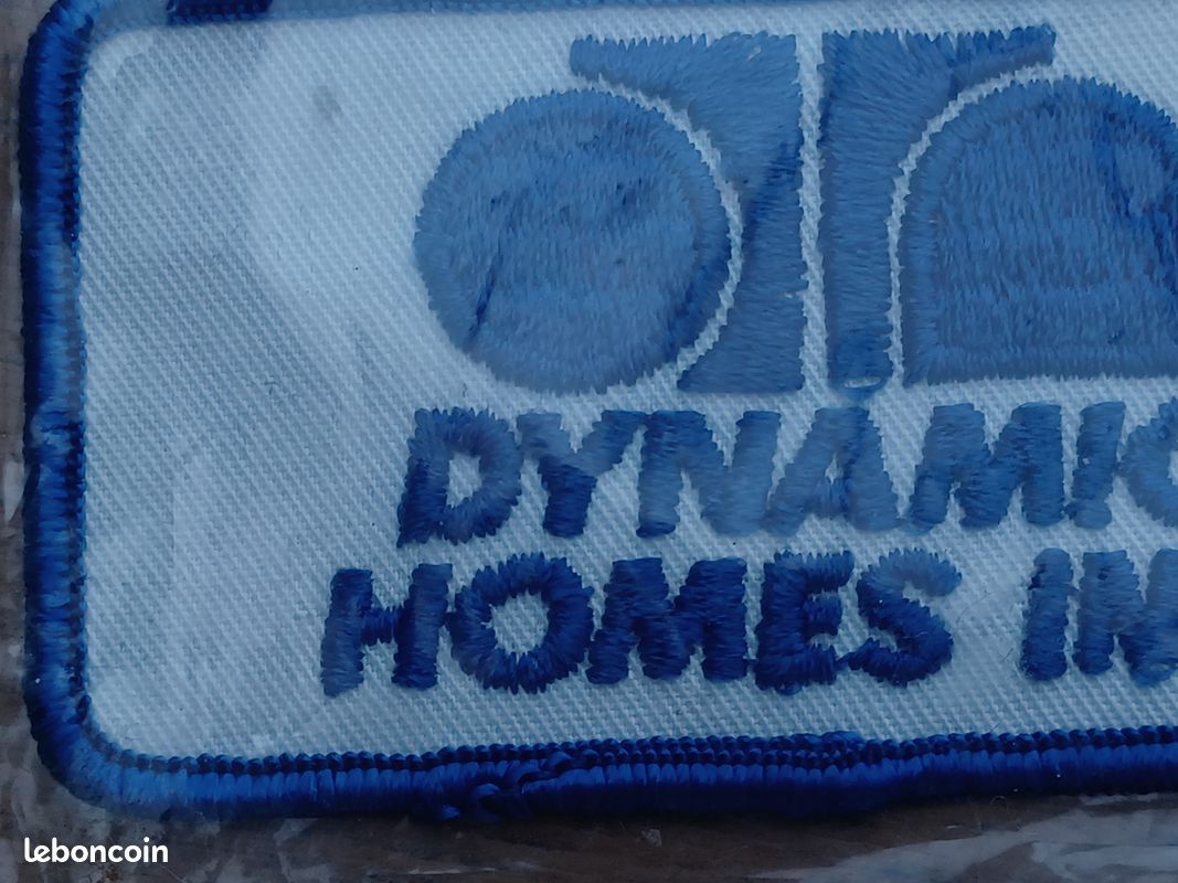 Vêtements homme Giordano vintage années 1980/90 brodés patch