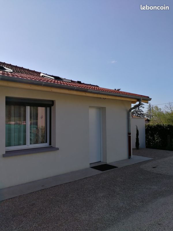 Appartement 1 pièce 25 m² · à Écully · 25 m² · 695 €