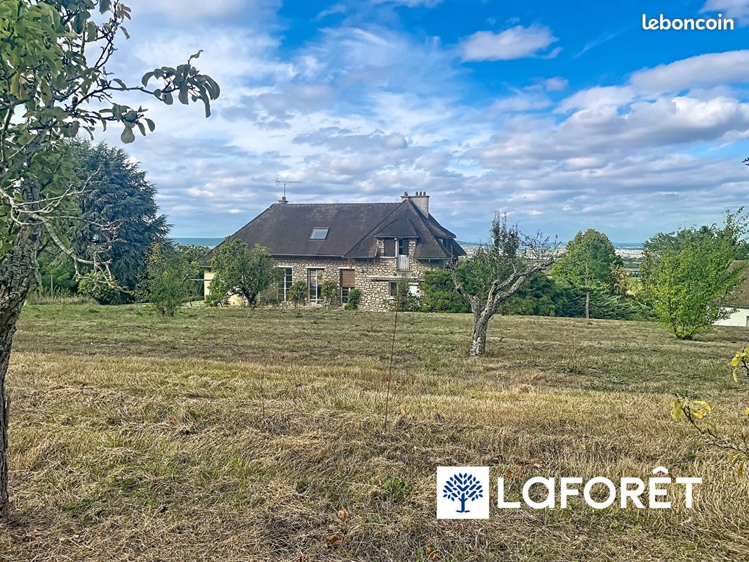 Maison 257 m² · à Aigremont · 257 m² · 1 350 000 €
