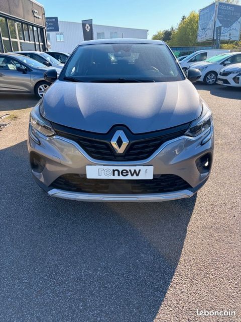 RENAULT Captur (image 10)