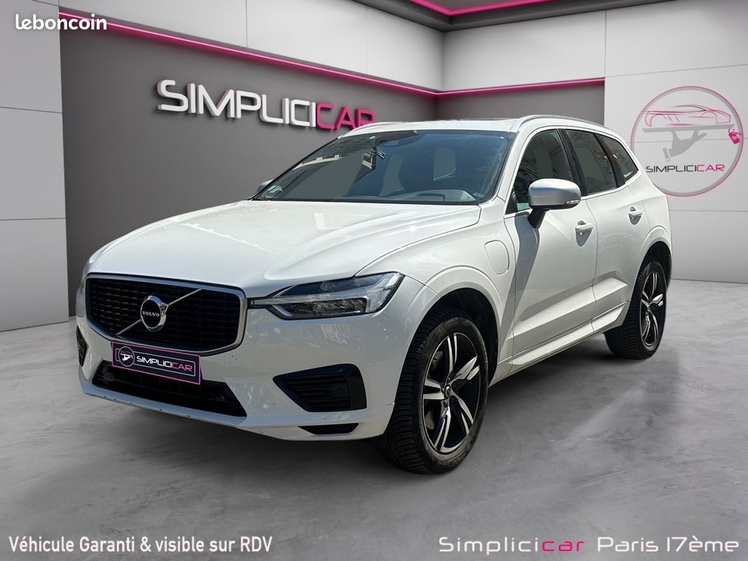 VOLVO XC60 T8 Twin Engine 303 ch + 87 ch Geartronic 8 R-Design /. TOIT OUVRANT / SIÈGES ET VOLANT CHAUFFANT / (image 4)