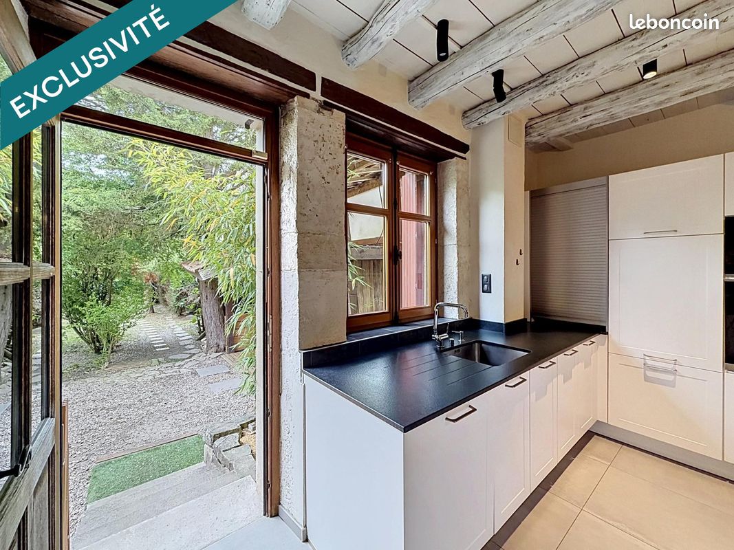Propriété 10 pièces 325 m² (image 3)