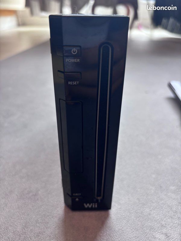 Nintendo Wii + 2 Jeux + 2 manettes (image 3)