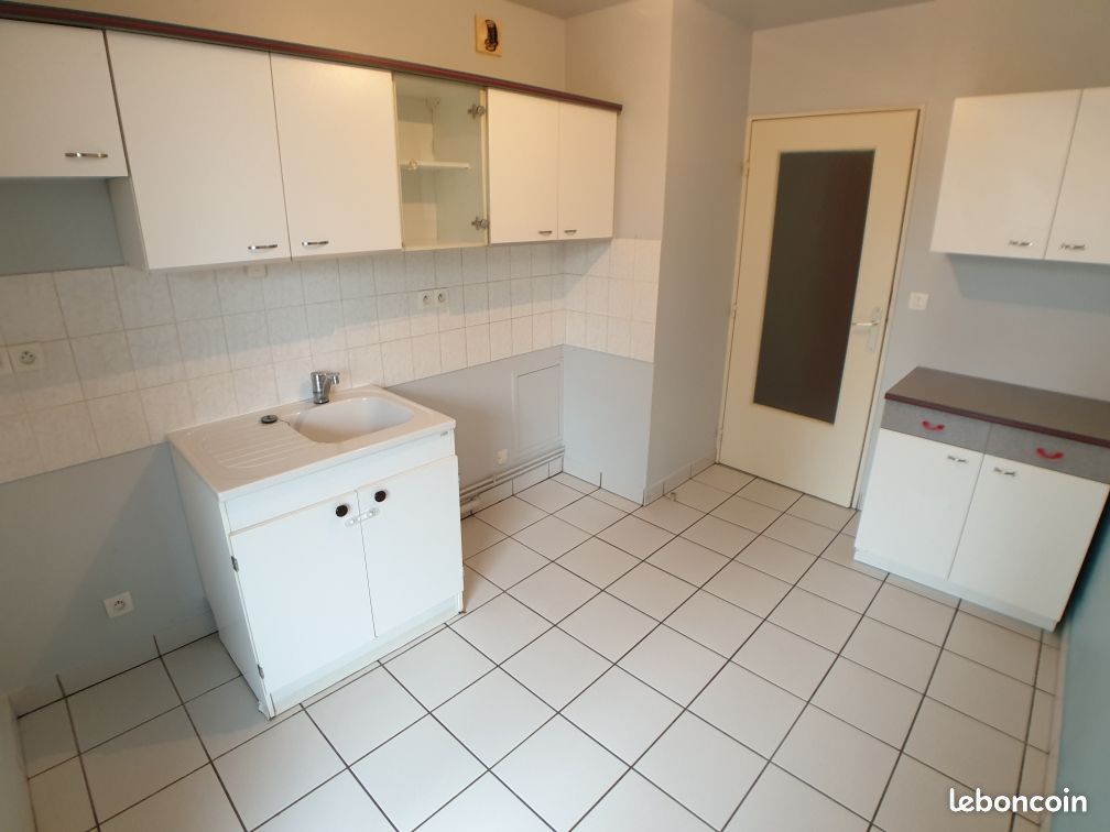 Appartement 2 pièces 56 m² · à Clermont-Ferrand · 56 m² · 640 €/mois