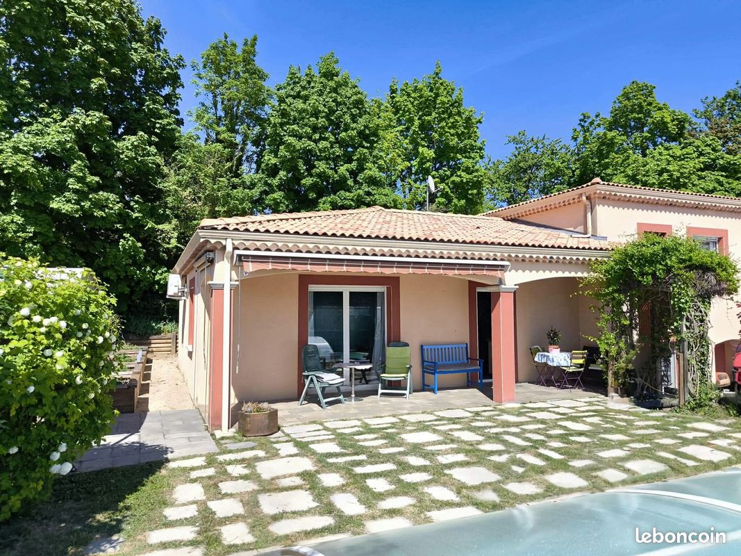 Maison 7 pièces 141 m² · à Étoile-sur-Rhône · 141 m² · 428 000 €
