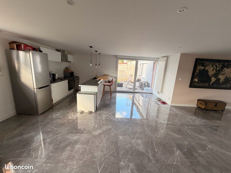 Maison 1 pièce 105 m² · à Carvin · 105 m² · 215 000 €