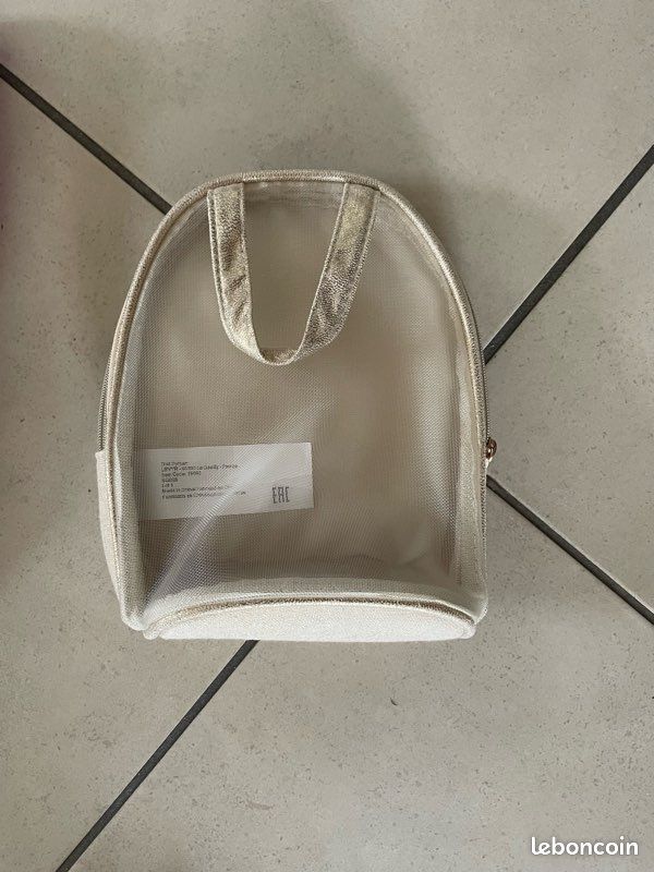 Écharpe avec petite trousse (image 4)