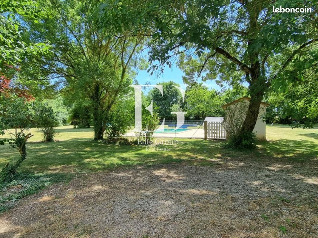 Maison 7 pièces 232 m² - Verdille 16140 (image principale 10)