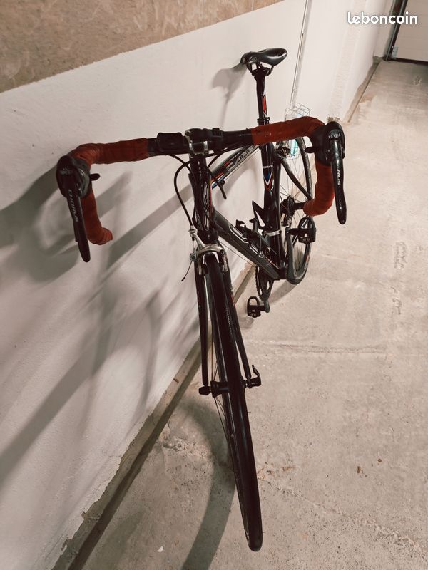 Vélo de course carbone EXS avec pneus Campagnolo Scirocco neufs (image 6)