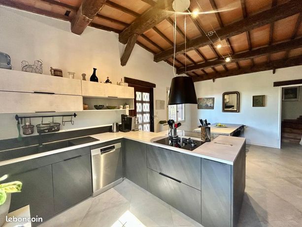 Mas 5 pièces 176 m² — 11