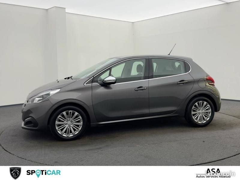 Peugeot 208 1.2 PureTech 110ch Allure S&S 5p (image 1)