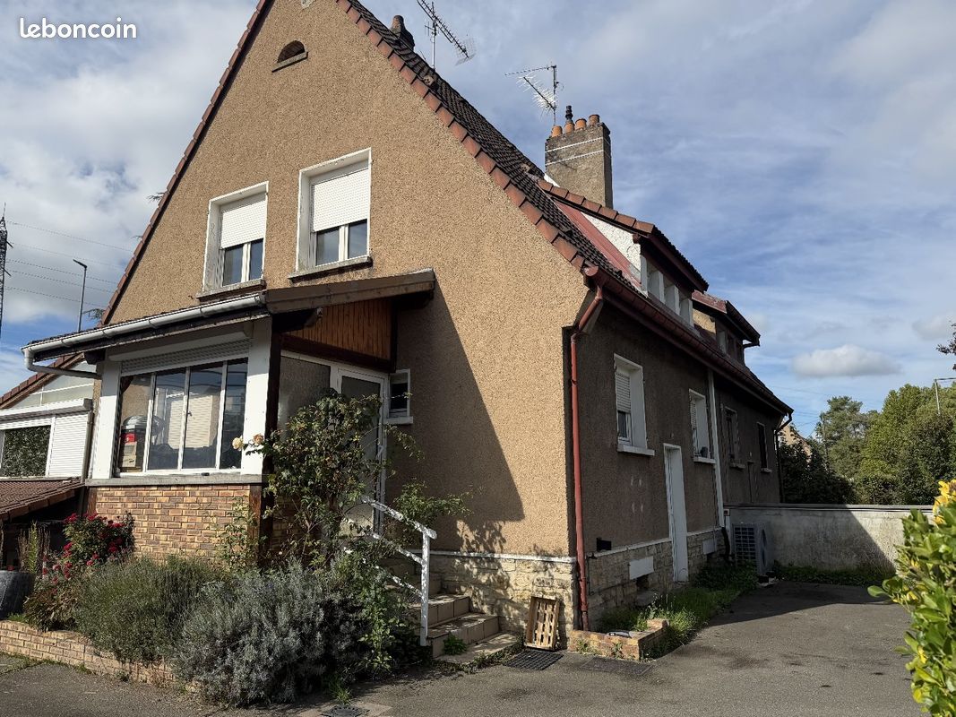 Maison 5 pièces 110 m² · à Seloncourt · 110 m² · 112 000 €