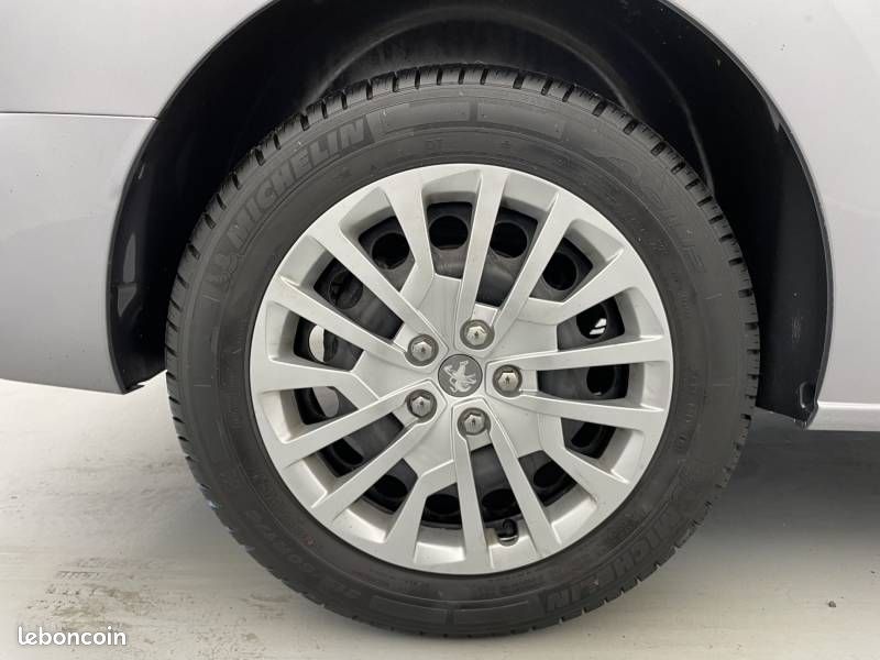 Peugeot Expert (31) FGN TOLE M BLUEHDI 180 S&S EAT8 (image 18)