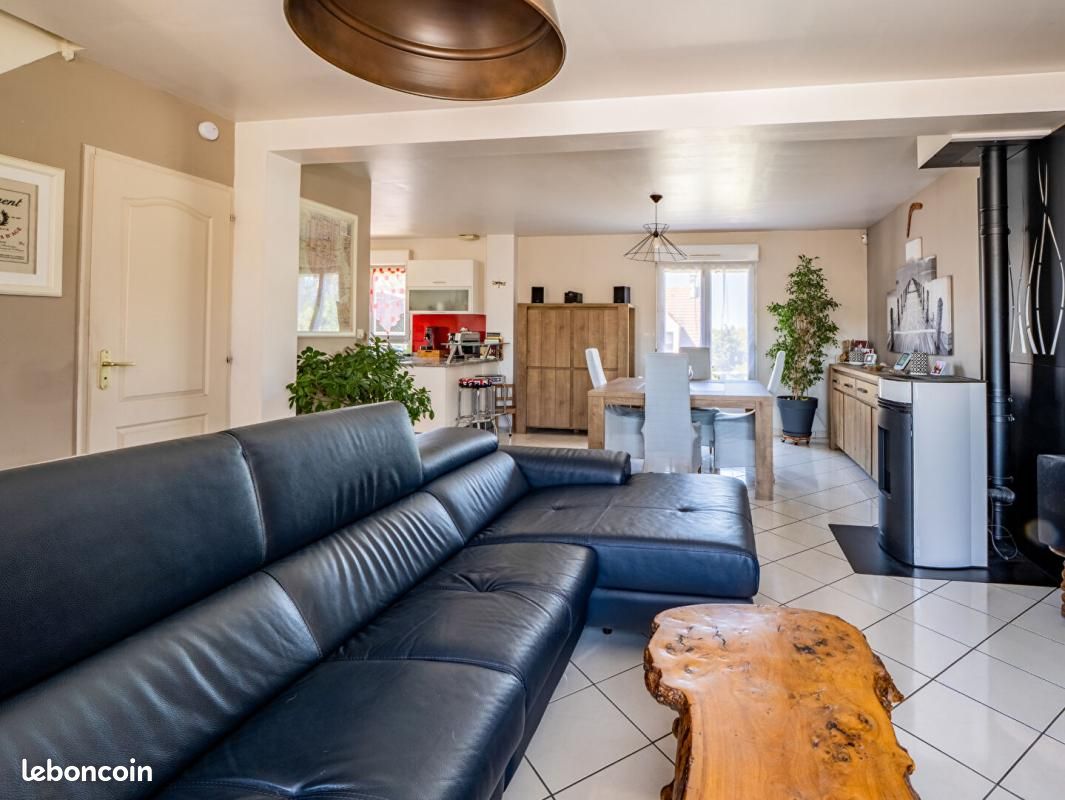Maison 5 pièces 110 m² · à Mareuil-lès-Meaux · 110 m² · 365 000 €
