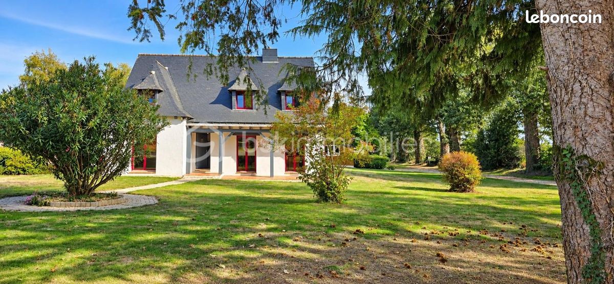 Maison 6 pièces 142 m² · à Josselin · 142 m² · 395 200 €