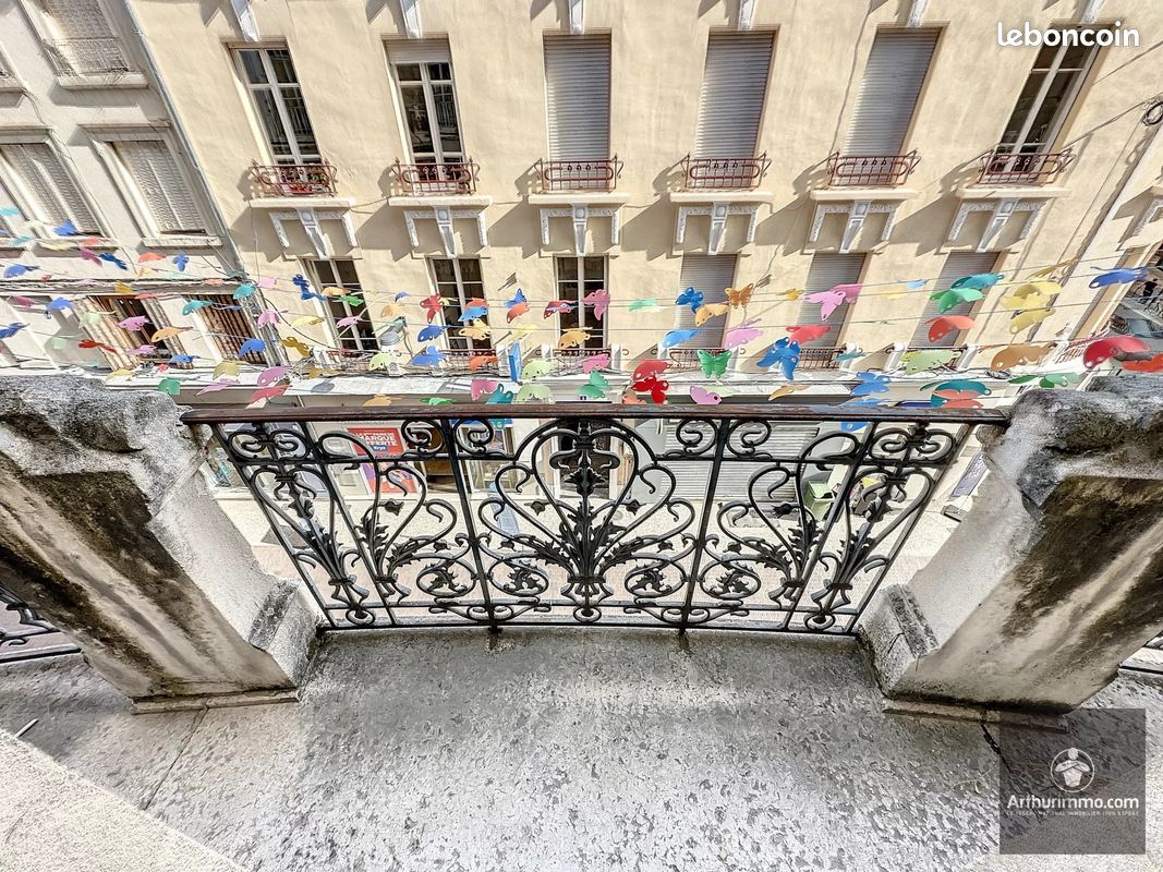 Appartement 5 pièces 165 m² · à Roanne · 165 m² · 149 000 €
