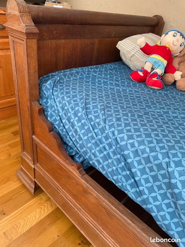 Lit bateau avec sommier et matelas (image 3)