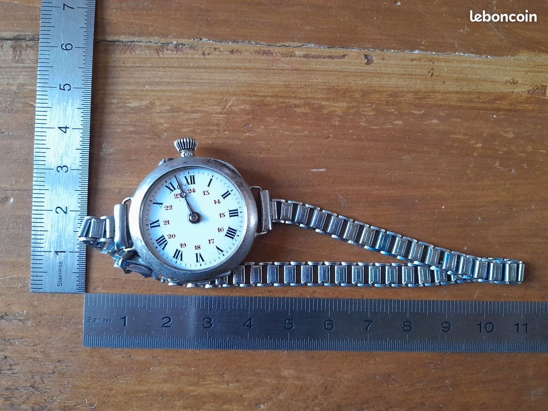 MONTRE GOUSSET MÉCANIQUE ancienne décors Art Nouveau - AURORE EUR 30,00