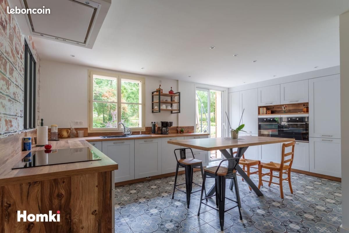 Maison 6 pièces 158 m² · à Nantes · 158 m² · 470 000 €
