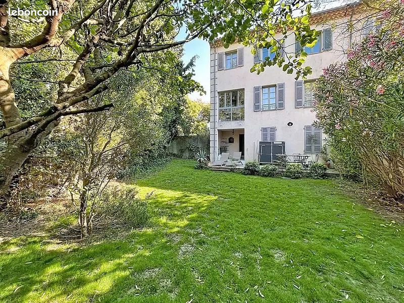 Maison 4 pièces 86 m² · à Aix-en-Provence · 86 m² · 699 €