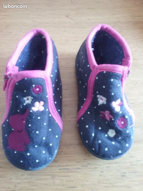 Chaussons fille taille 21 (image 1)