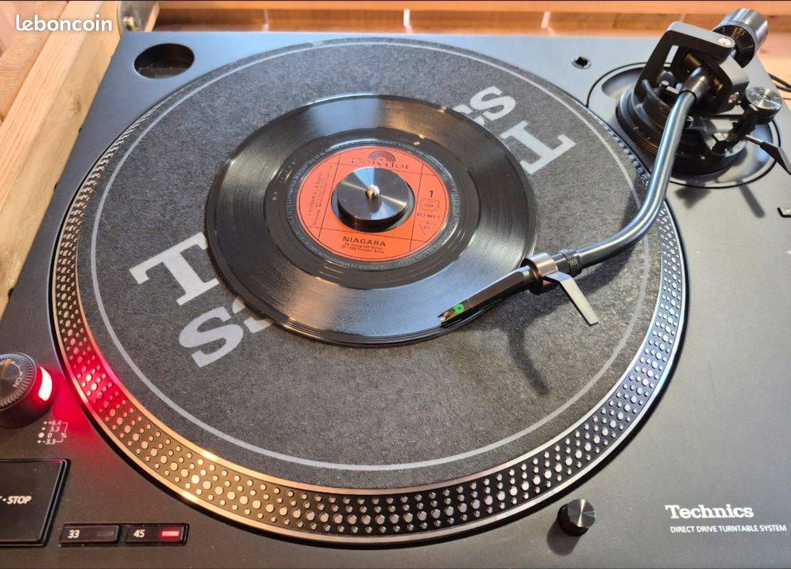Vinyle 45t Toto (image 8)