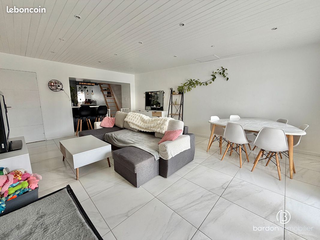 Maison 2 pièces 61 m² (image 2)