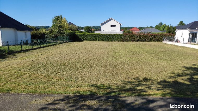 Terrain nousty 1100m2