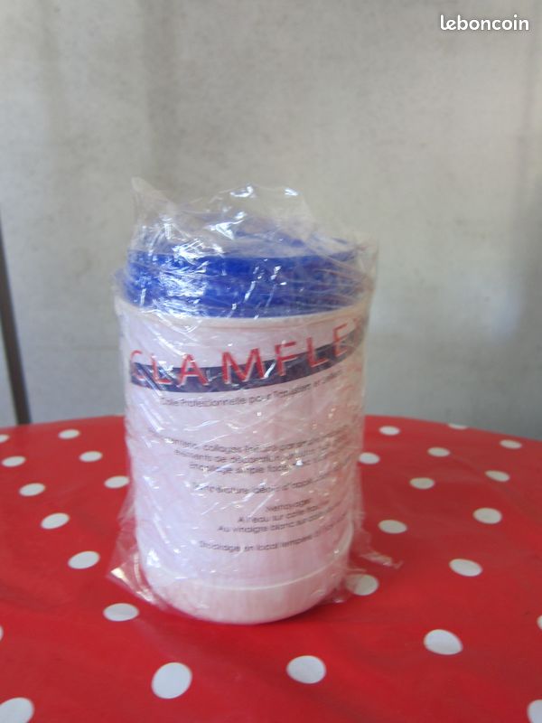 Colle blanche 1kg pour passementerie, cartonnage... (image 3)