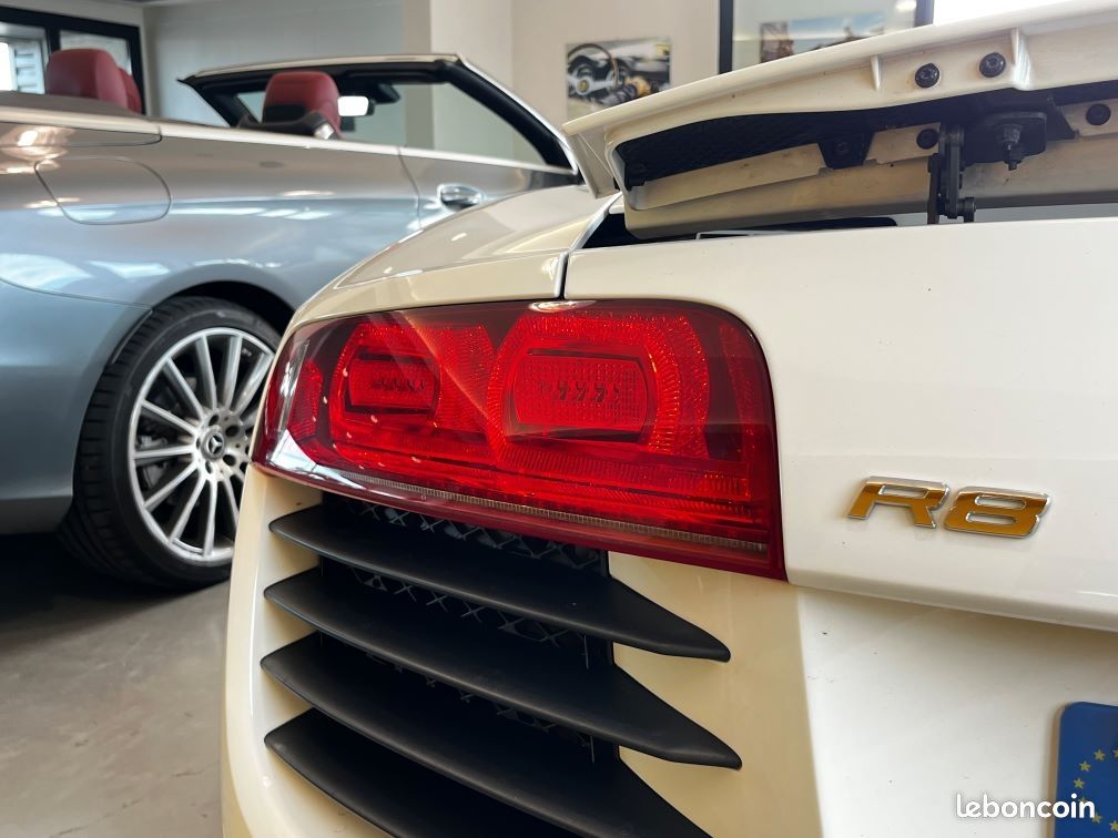 Audi R8 SPYDER 4.2 V8 FSI 430CH R TRONIC 6 (image 27)