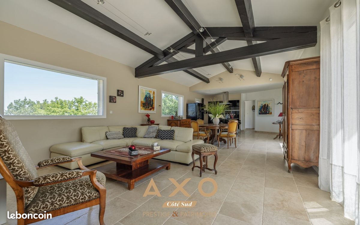 Maison 8 pièces 220 m² (image 8)