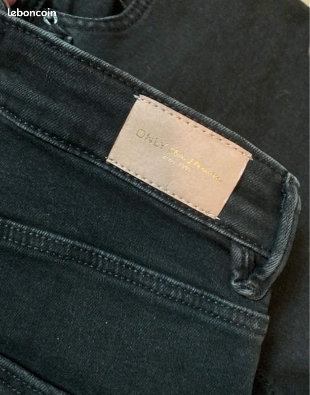Pantalon jean neuf (image 5)