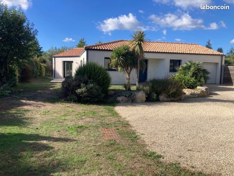 Maison 5 pièces 153 m² · à Challans · 153 m² · 1 250 €/mois