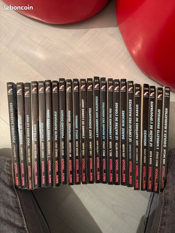 Livres - Lots de 23 livres de Haute Tension (image 1)