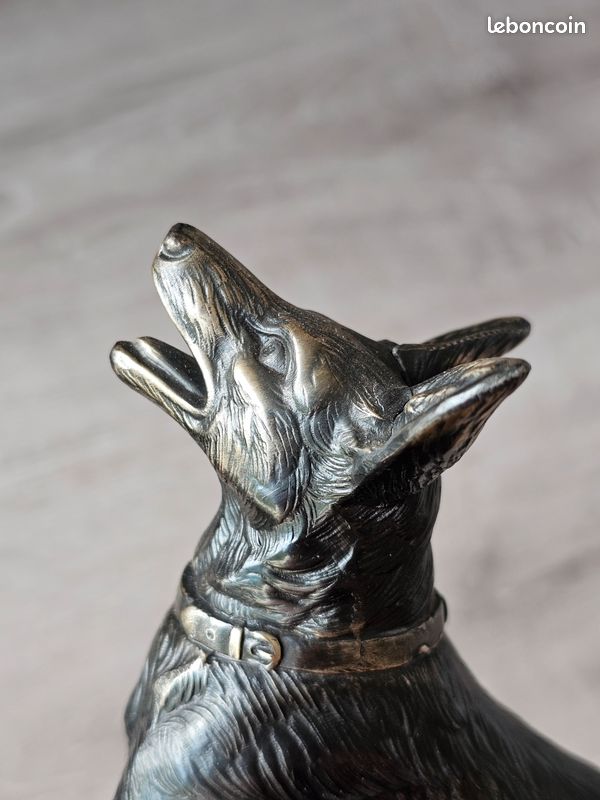 Statue Berger Allemand en Régule – Socle Bois (image 5)