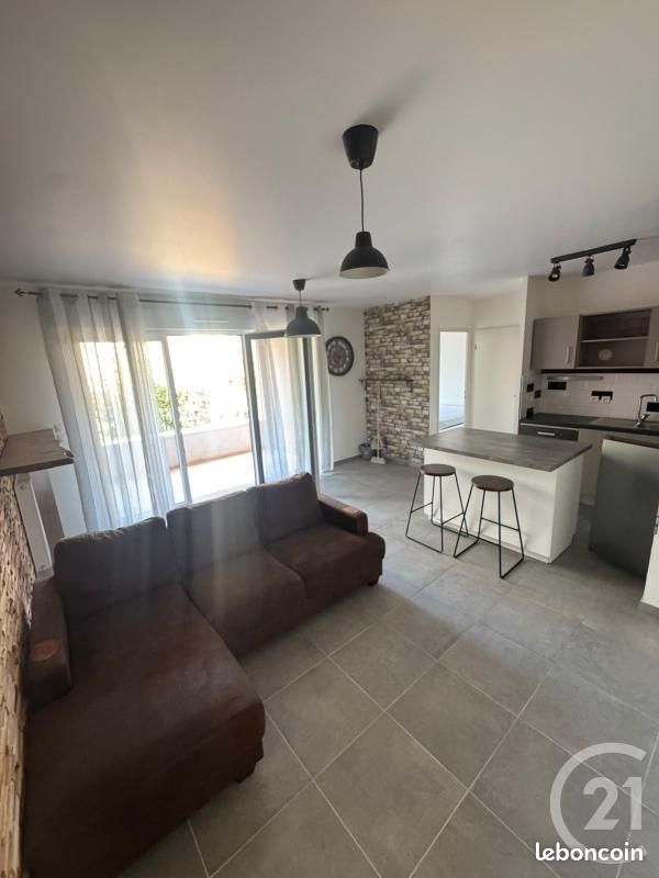 Appartement 2 pièces 42 m² · à Villenave-d'Ornon · 42 m² · 800 €