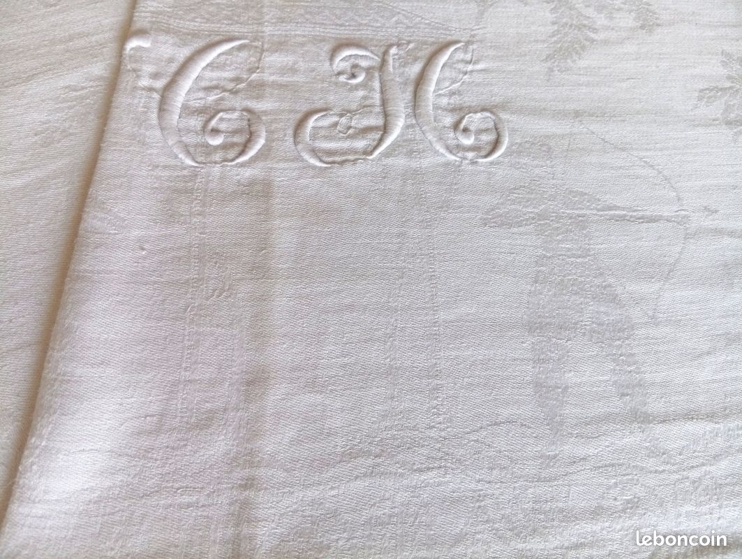 Ancienne nappe monogrammée en tissu damassé (image 4)