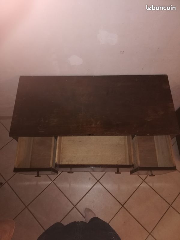 Bureau en bois exotique couleur acajou (image 4)