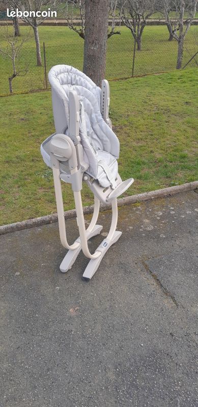 Chaise haute (image 4)