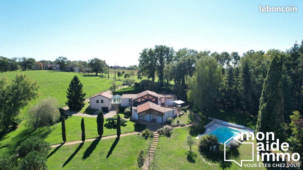 Maison 5 pièces 277 m² · à Thiviers · 277 m² · 438 000 €
