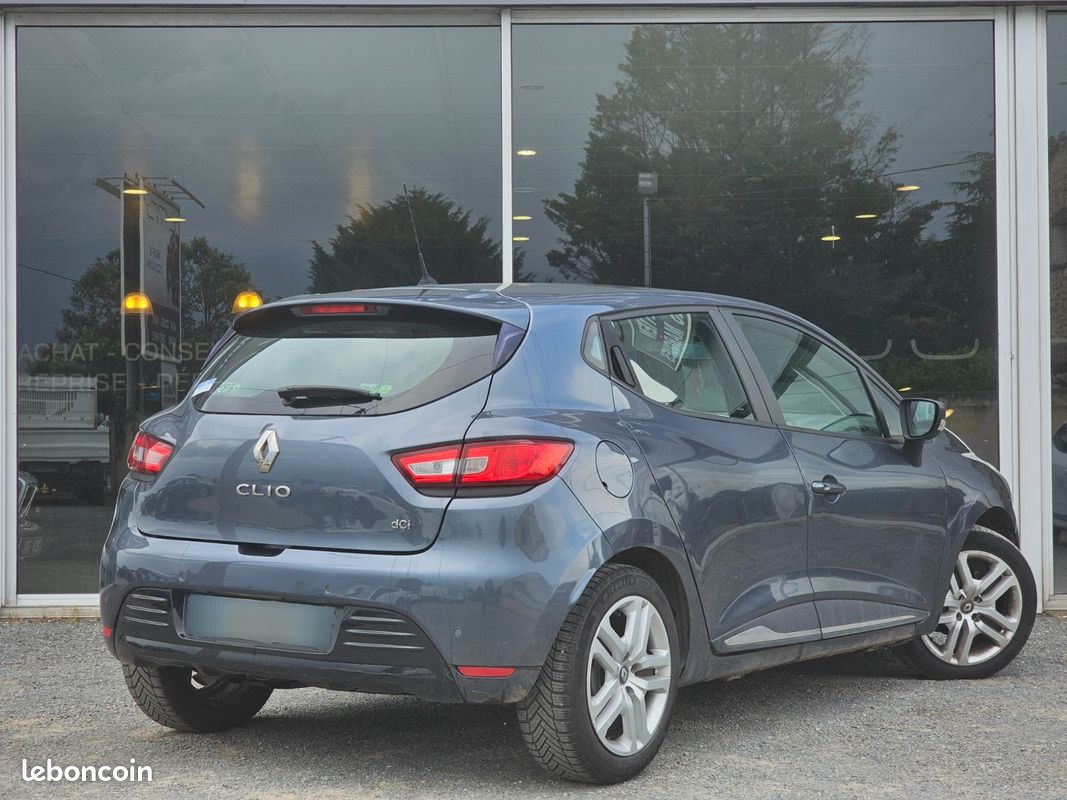 Renault CLIO IV Phase 2 1.5 dCi FAP 75 cv (image 7)