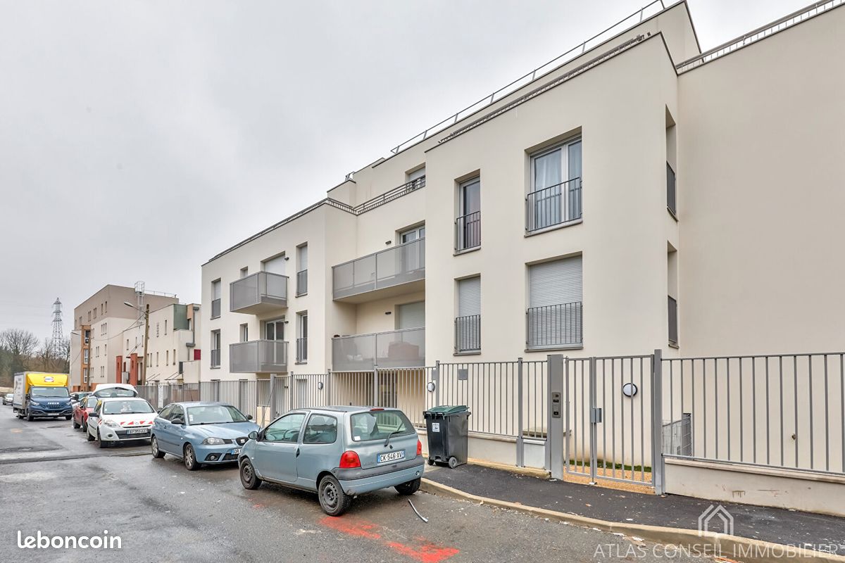 Appartement 1 pièce 29 m² · à Rosny-sous-Bois · 29 m² · 850 €/mois