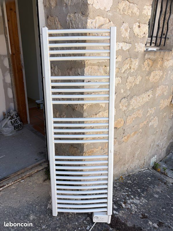 Chauffe serviettes 750W (image 1)