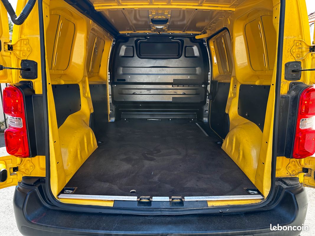 Citroen jumpy M 1.5 bluehdi 100 control 1ere main ct ok (image 4)