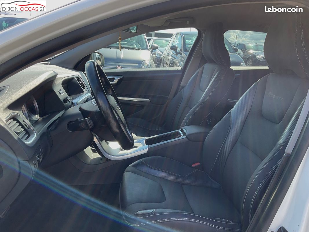 VOLVO V60 T5 240 ch R-design Powershift A (image 14)