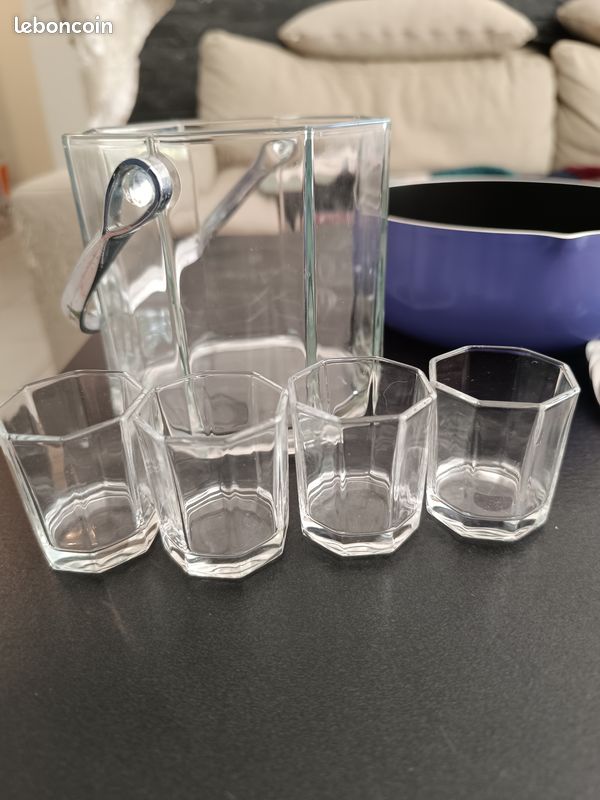 Seau à glaçons avec verres à shooter (image 3)