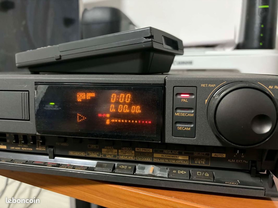 Magnétoscope JVC HR-J660MS - VHS - Avec Télécommande - Très Bon état - Japon