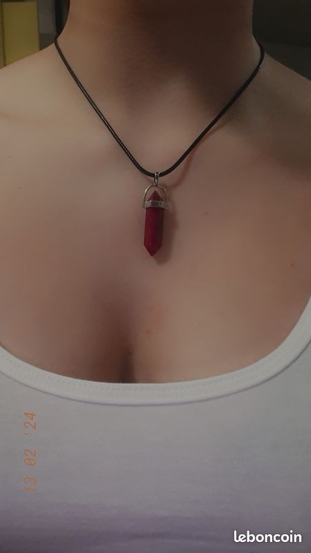 Colier pierre (image 2)