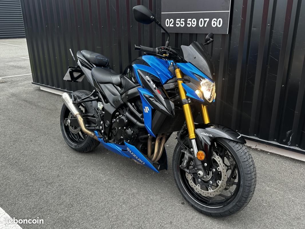 Suzuki GSX-S 750 Motos